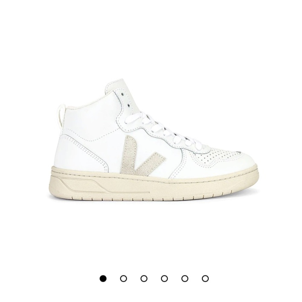 Veja Womens High top sneakers